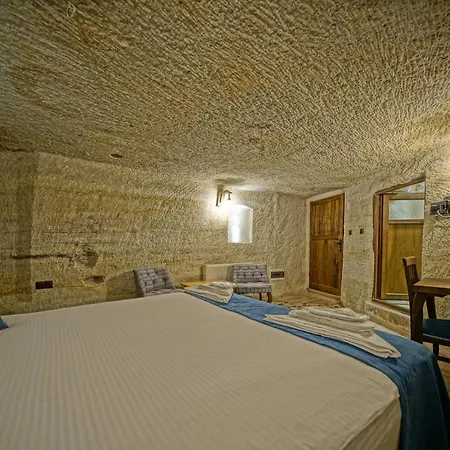Cappa Cave 3*
