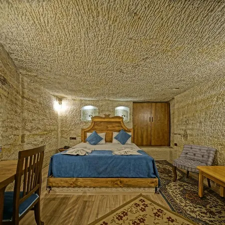 Cappa Cave Bed & Breakfast 4*